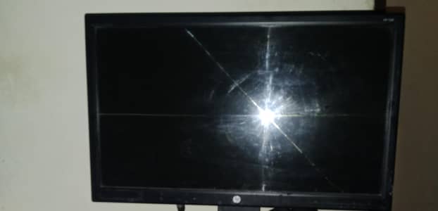 22 inches LCD