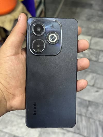 Infinix Hot 40i 8+8 128gb
