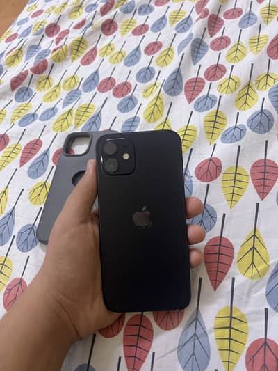 Apple iPhone 12