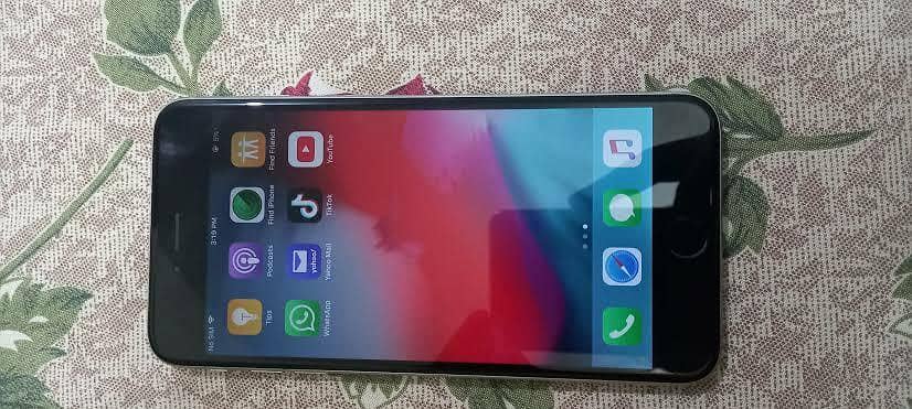 Apple iPhone 6S Plus 1