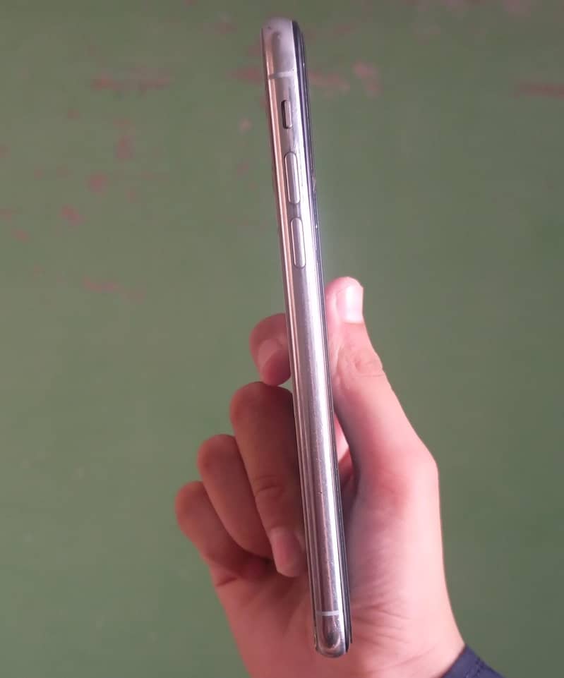 Apple iPhone X 1