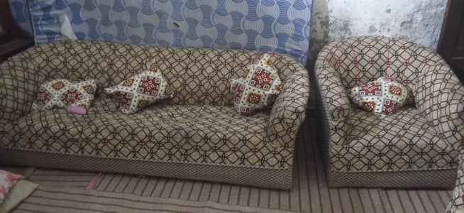 hmy apna sofa sale krna ha