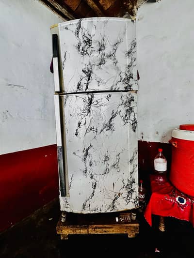 Urgent medium Fridge For Sale