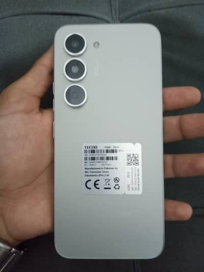 Tecno spark 40 pro
