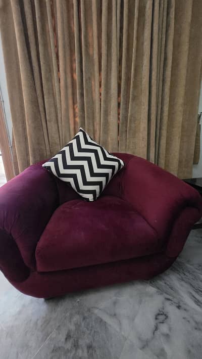 7 Seater Sofa Set along with main and side table