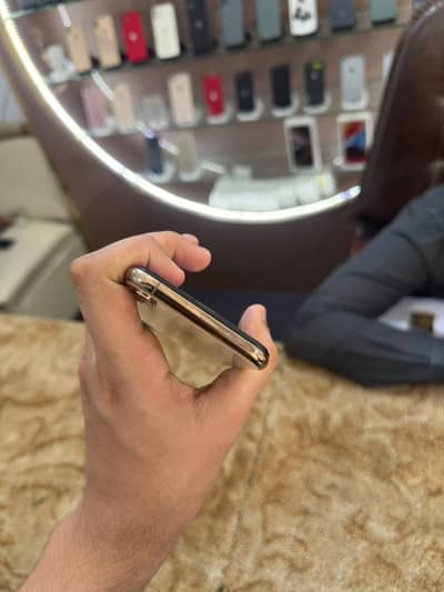 Apple iPhone XS
