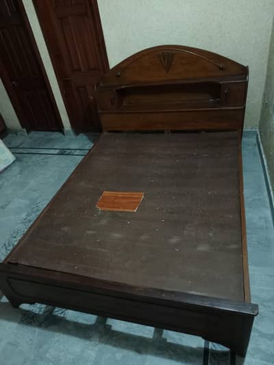 Double Bed (urgent sale)
