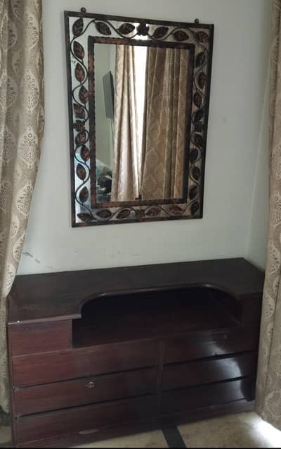 Used double bed set without mattress