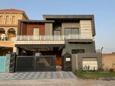 10 Marla Modern House for Sale Wapda Town Phase 2, Multan