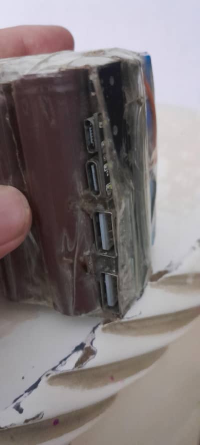 A home made power  bank for mobile charging