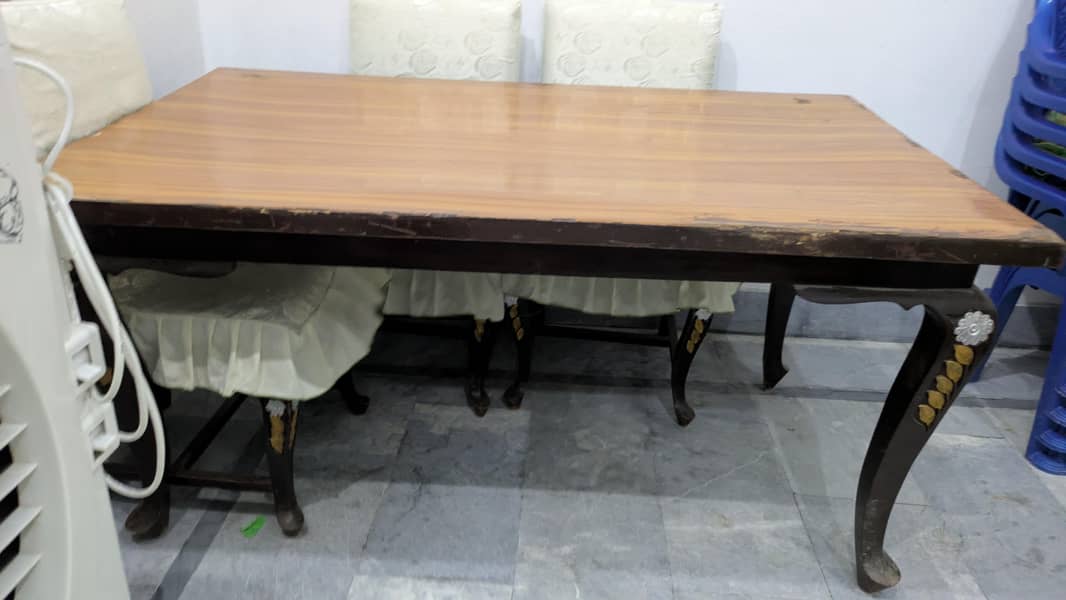 Dining table + chairs 2