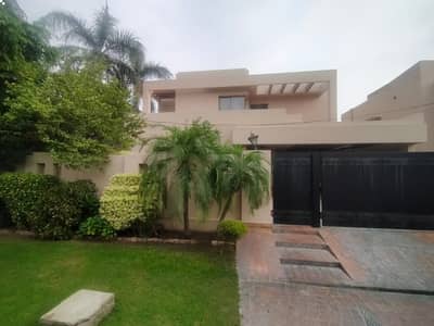 SYED BROTHERS PROUDLY OFFERS: 1-Kanal Elegant And Fully Maintained Modern Design Bungalow Is Available In The Best Block Of DHA Lahore.