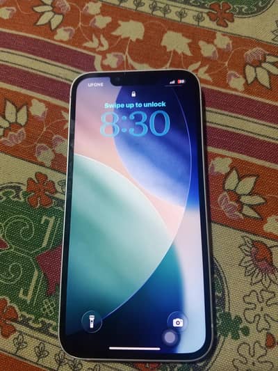 Apple iPhone 13