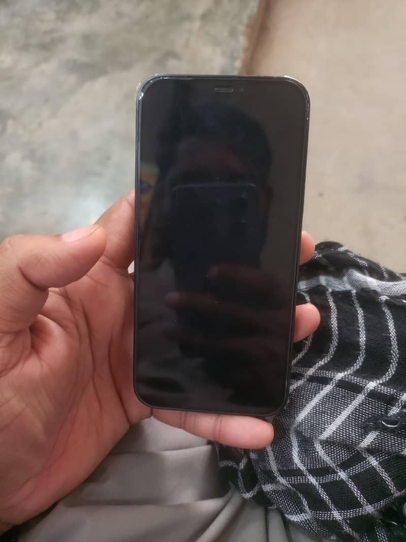 Apple iPhone 8 0