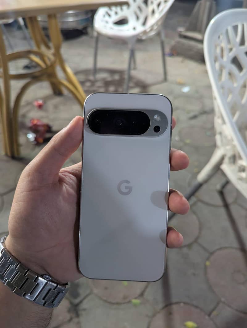 Google Pixel 9 Pro 2