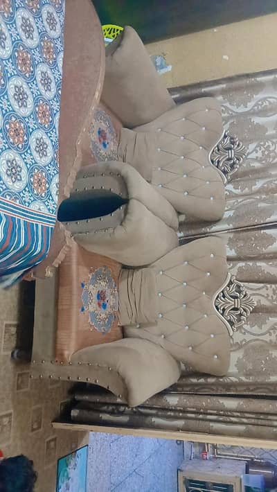 good condition bed mattress sofa 5 seater dressing table