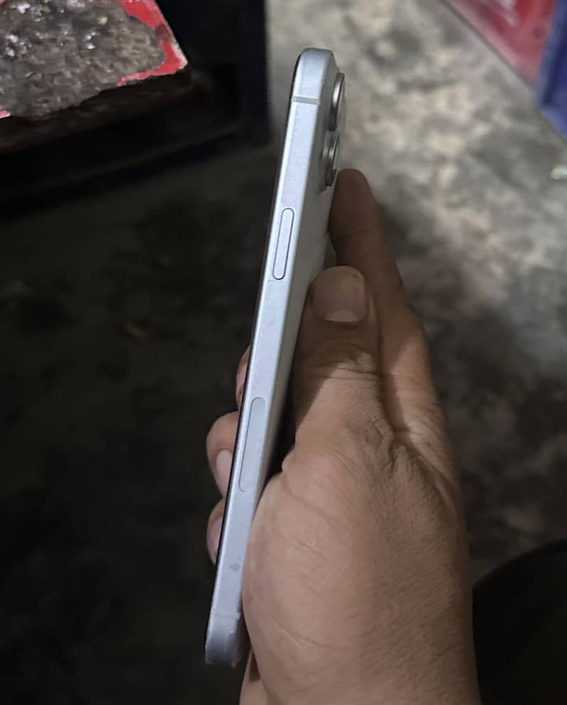 Apple iPhone 15 plus 5