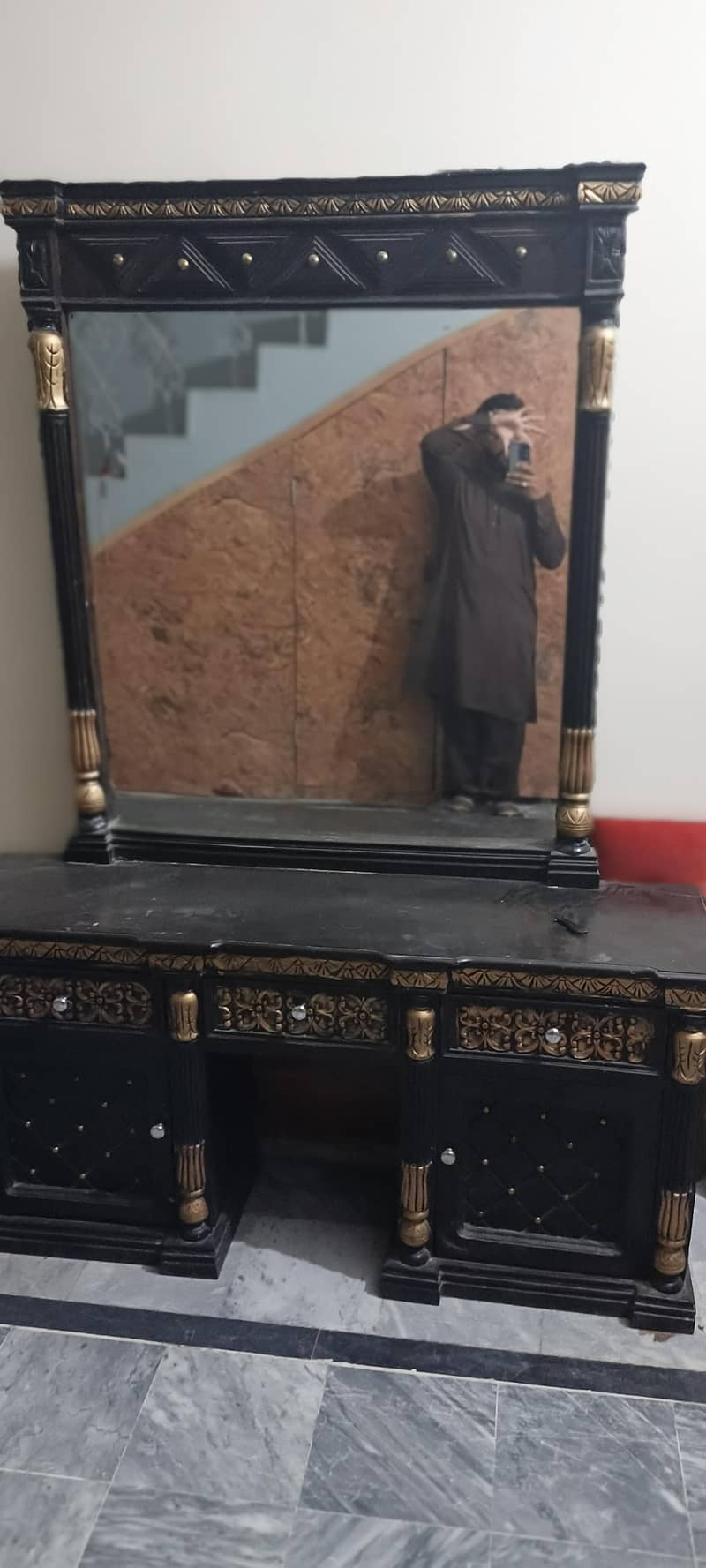 Dressing Table 1