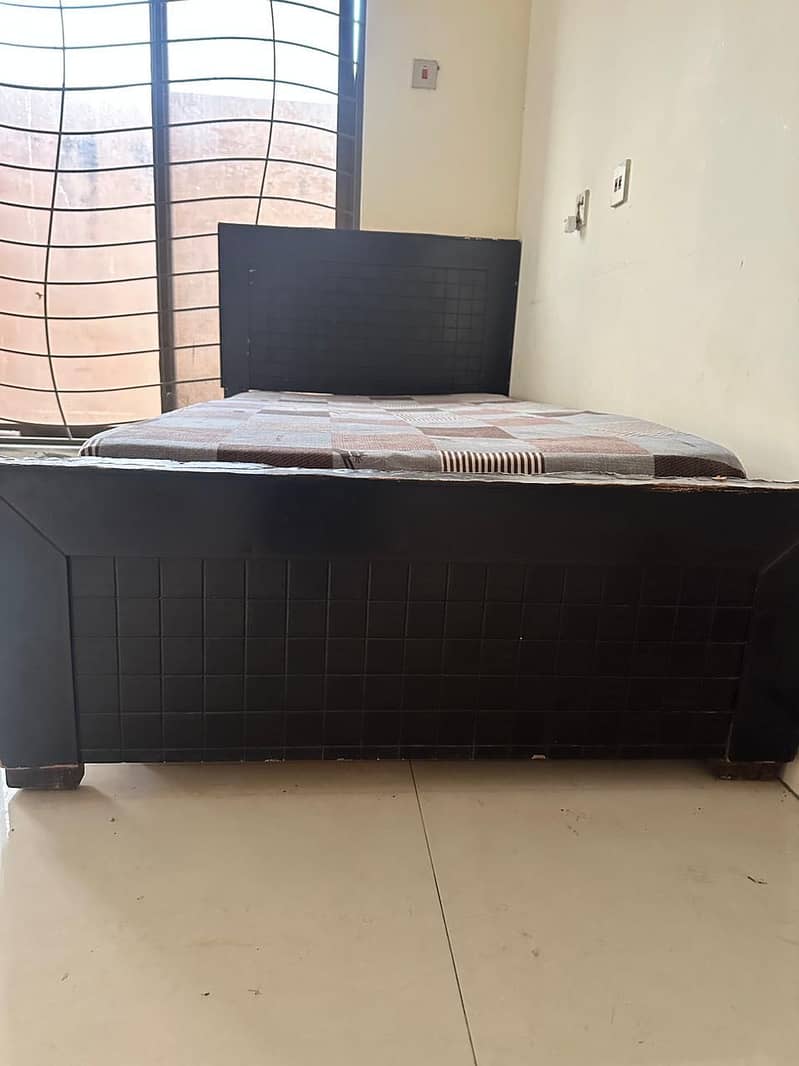 Single Bed 0