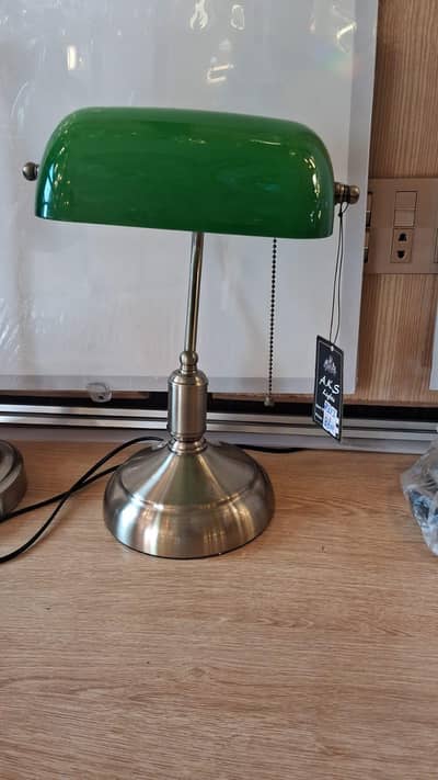 New banker Table lamp with green glass shade vintage metal desk light