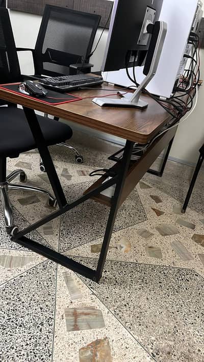 office table for 2 (just like new)