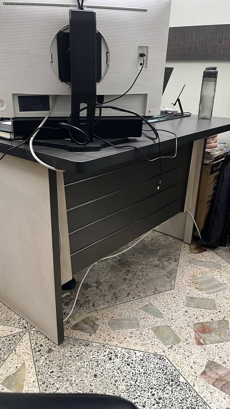 office table 0