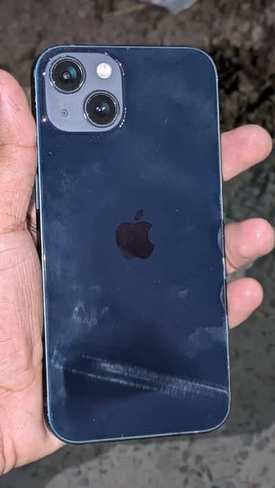 Apple iPhone 13