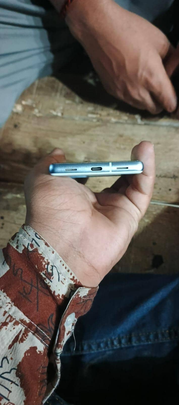Google Pixel 7a 2