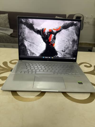 HP Envy 16 i7-12th Gen RTX 3060 32GB DDR5 QHD 120Hz