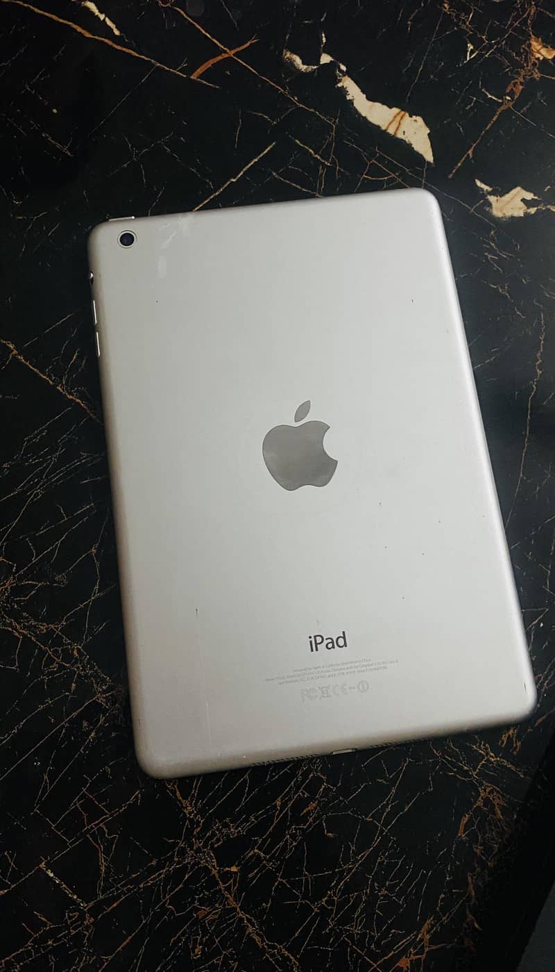Apple ipad mini first generation 1