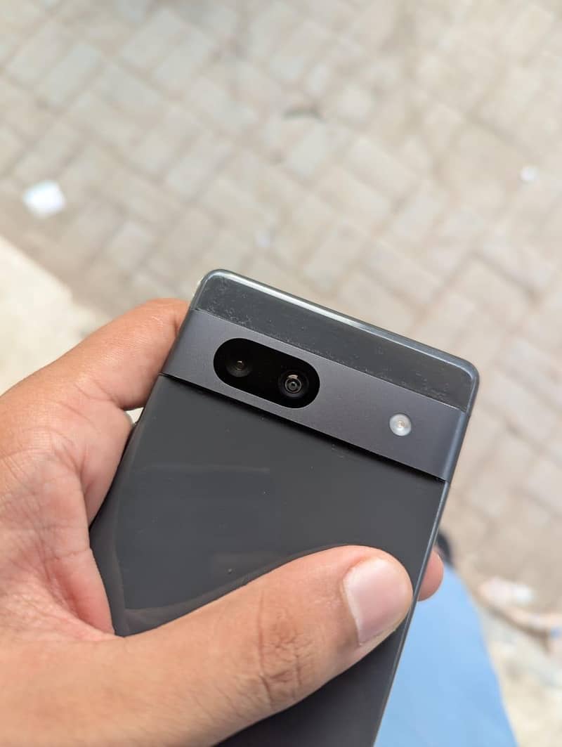 Google Pixel 7a 1