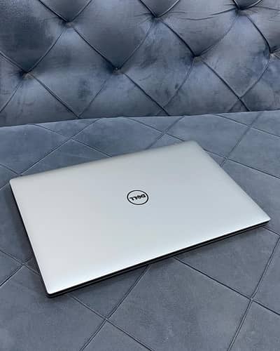 Dell Xps 9560