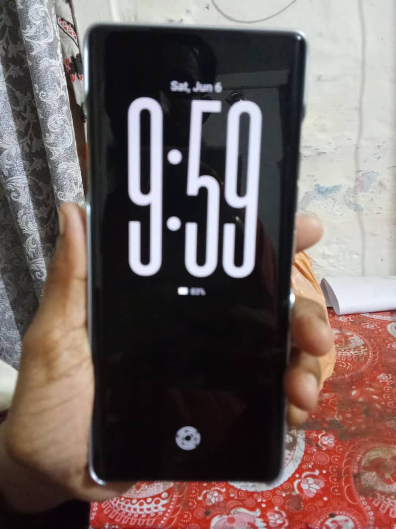 Tecno CAMON 40 Pro 1