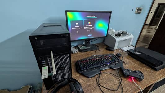 i5 6th Gen gaming PC with 24 inch monitor and gaming keyboard