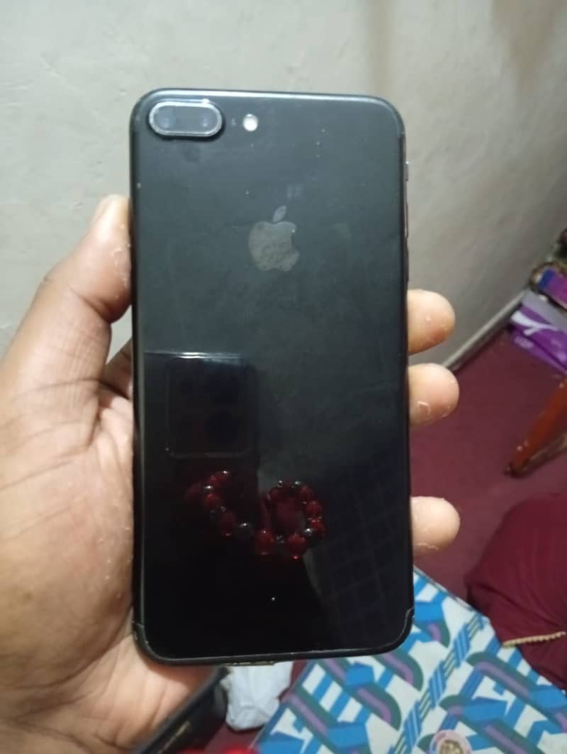 Apple iPhone 7 Plus 0
