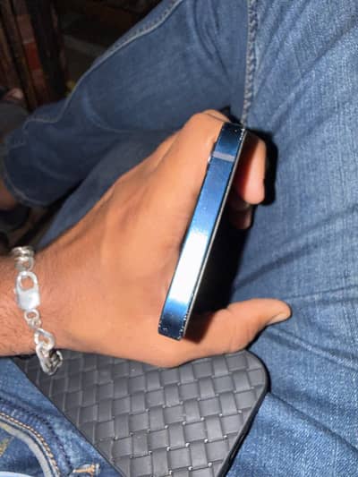 i phone 12 64 gb 79 bettery health