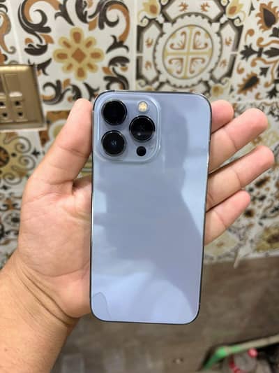 Apple iPhone 13 Pro