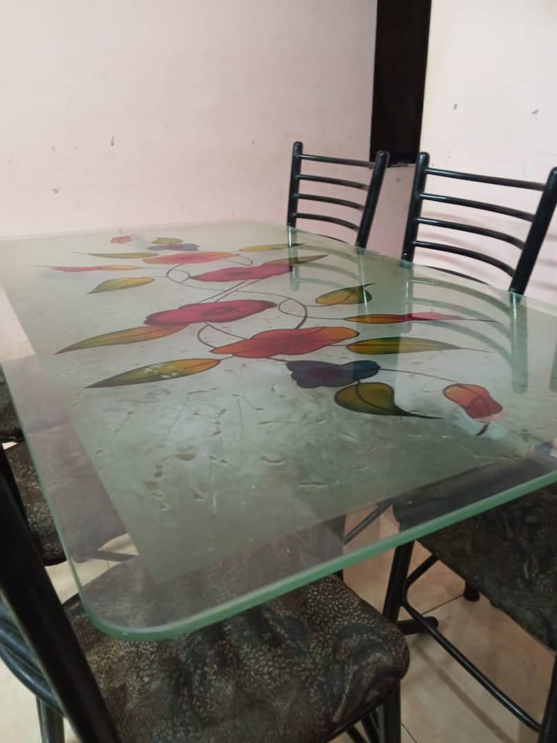 Dining Table 6 chairs 0