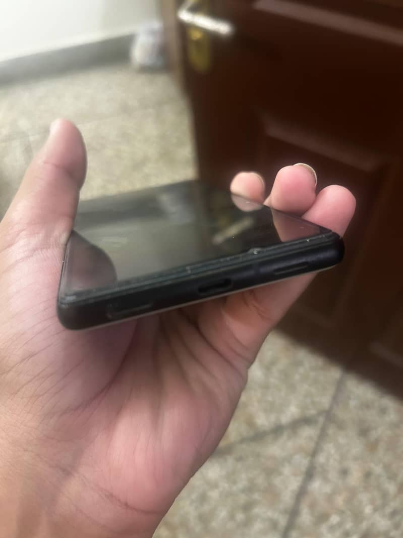 Google Pixel 6a 1