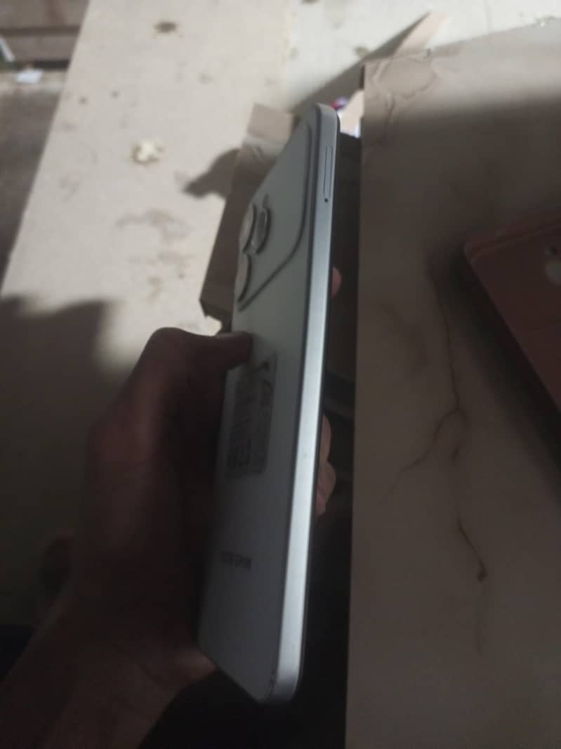 techni spark 40 5