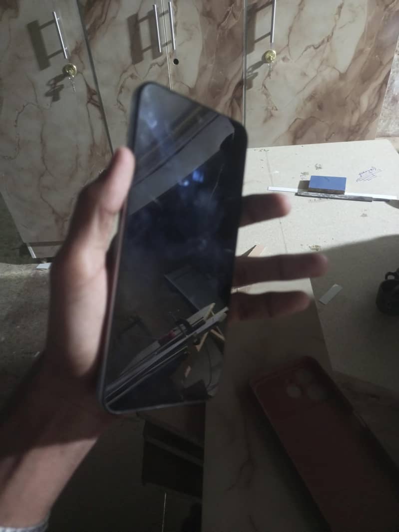 techni spark 40 6