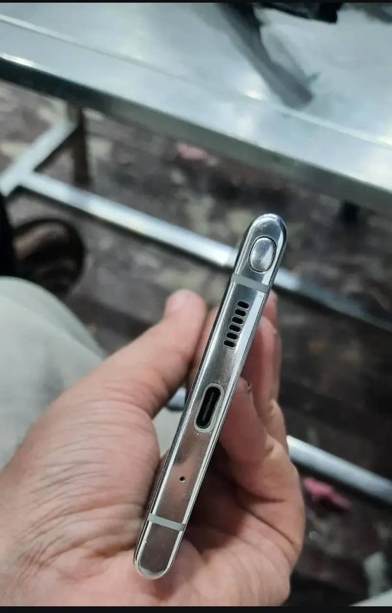 Samsung Mobile Note 10 Plus 1