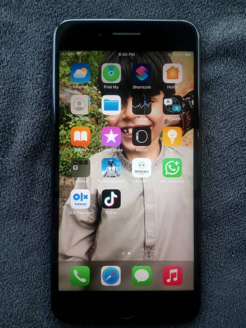 Apple iPhone 7 Plus 3