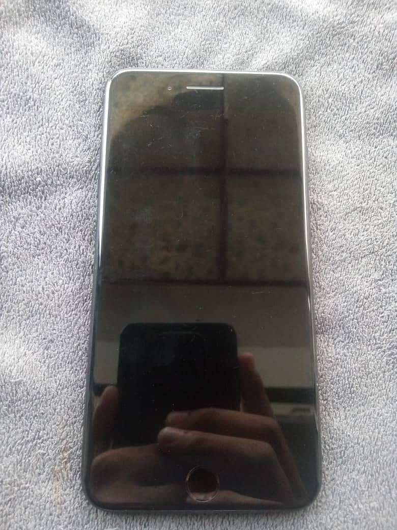 Apple iPhone 7 Plus 4
