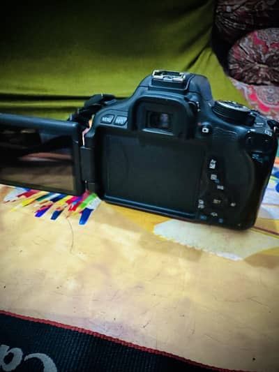  Canon EOS 600D (Rebel T3i) DSLR Camera For Sale