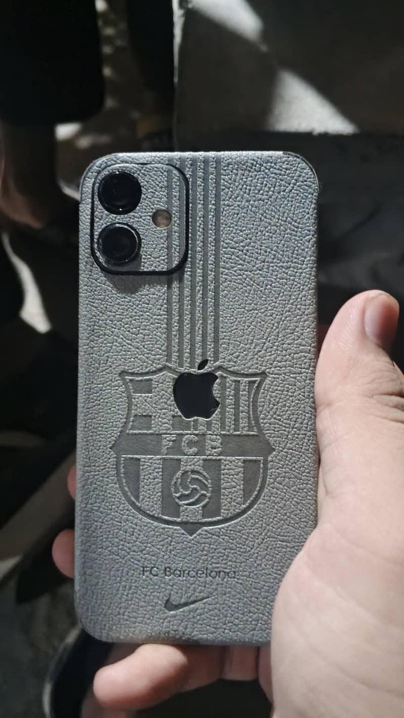 Apple iPhone 12 mini 0