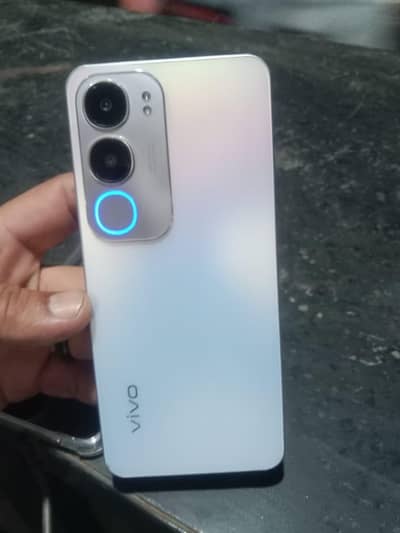 Vivo Y19s