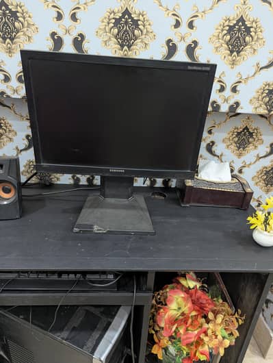 core i5 first gen 4gb ram 250 hard led 19 inch keyboard mouse complet