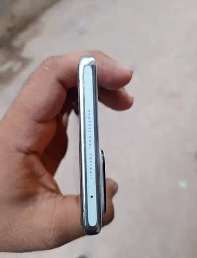Vivo V30 5G | 10/10 Condition | Neat & Clean