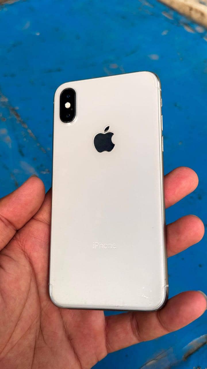 Apple iPhone X 5